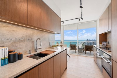 Comprar apartamento en Akoya 3904