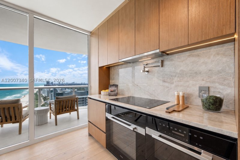 Comprar apartamento en Akoya 3904