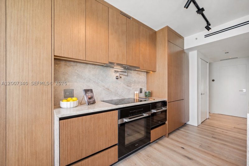Comprar apartamento en Akoya 3904