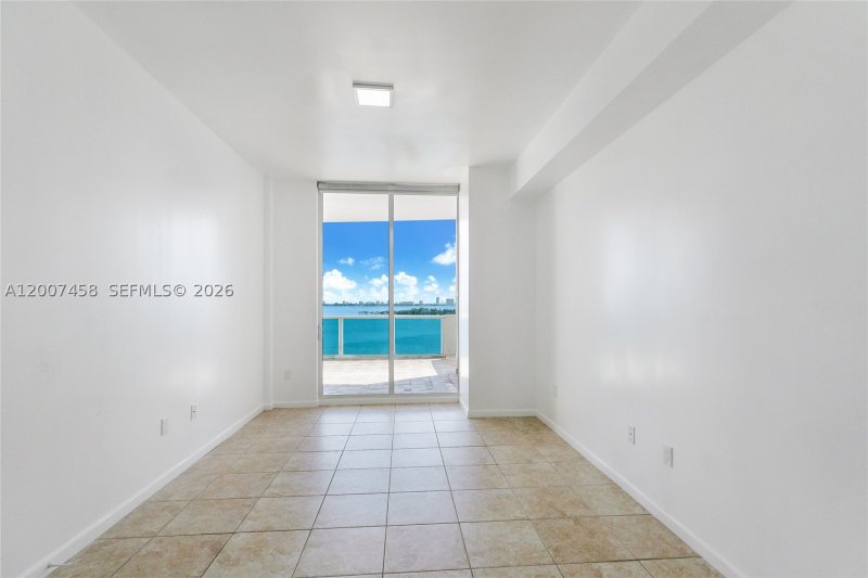 Condo for sale at New Wave 7B