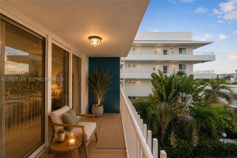 Condo for sale at Collins Park 401
