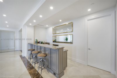 Alquiler de apartamento en Ritz Carlton Coconut Grove 2202