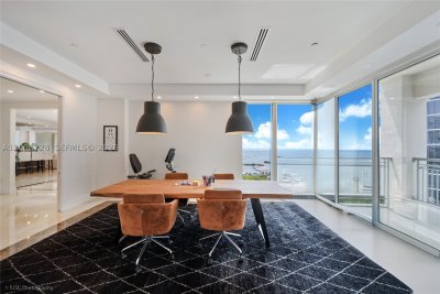 Alquiler de apartamento en Ritz Carlton Coconut Grove 2202