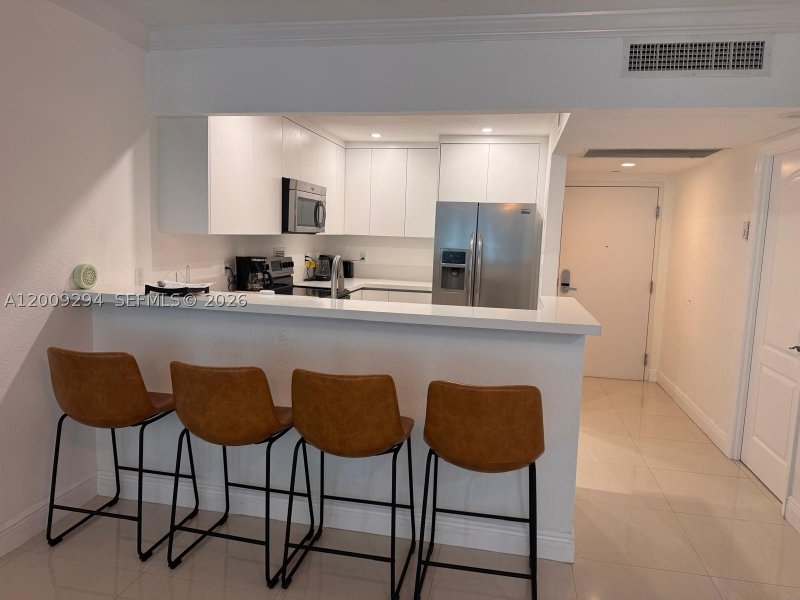 Condo for sale at Roney Palace 427