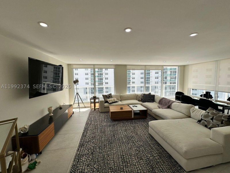 Apartment for rent at Aquarius Towers 508S