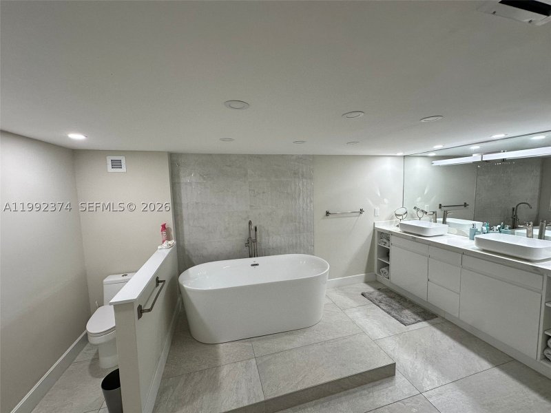 Apartment for rent at Aquarius Towers 508S