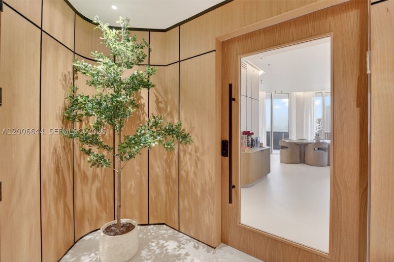 Condo for sale at Bellini at Williams Island 904