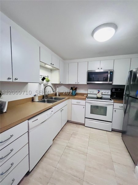 Apartment for rent at Vue at Brickell 1903