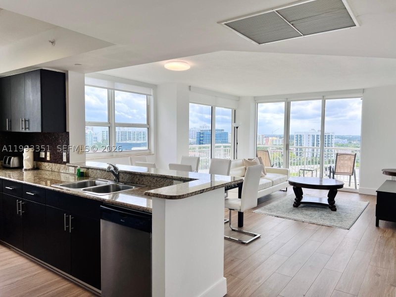 Apartment for rent at Turnberry On The Green 1408