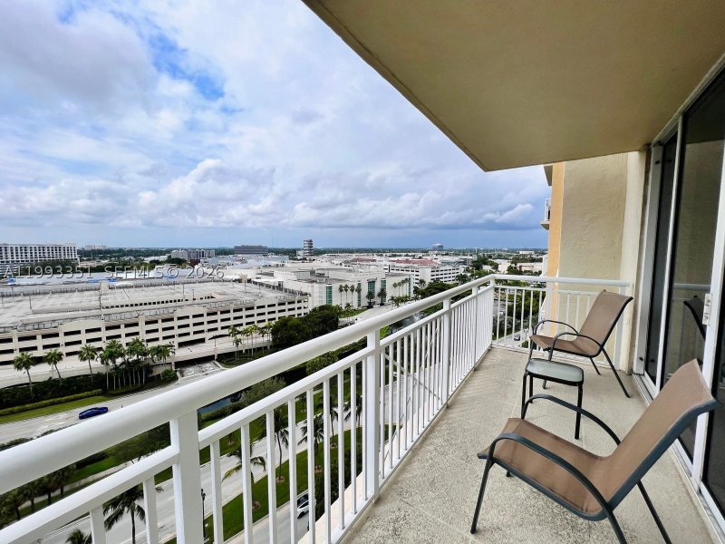 Apartment for rent at Turnberry On The Green 1408