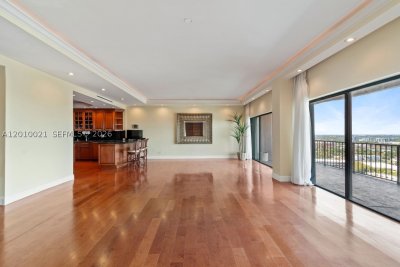 Comprar apartamento en The Cricket Club PH01