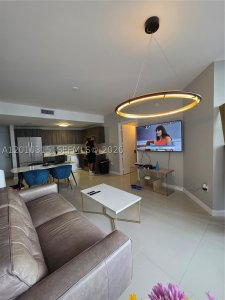 Comprar apartamento no Aria on The Bay 301