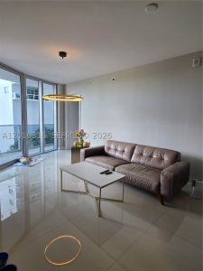 Comprar apartamento no Aria on The Bay 301