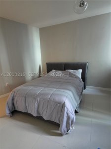 Comprar apartamento no Aria on The Bay 301
