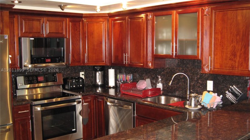 Condo for sale at Malaga Towers 3D
