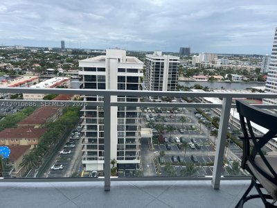 Aluguel de apartamento no Parker Plaza Estates 1706