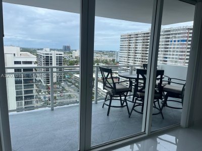 Aluguel de apartamento no Parker Plaza Estates 1706