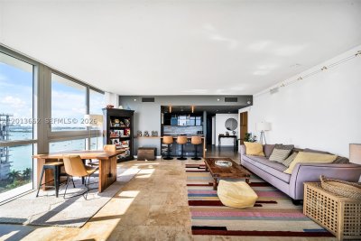 Comprar apartamento en Blue Bay Tower 1501