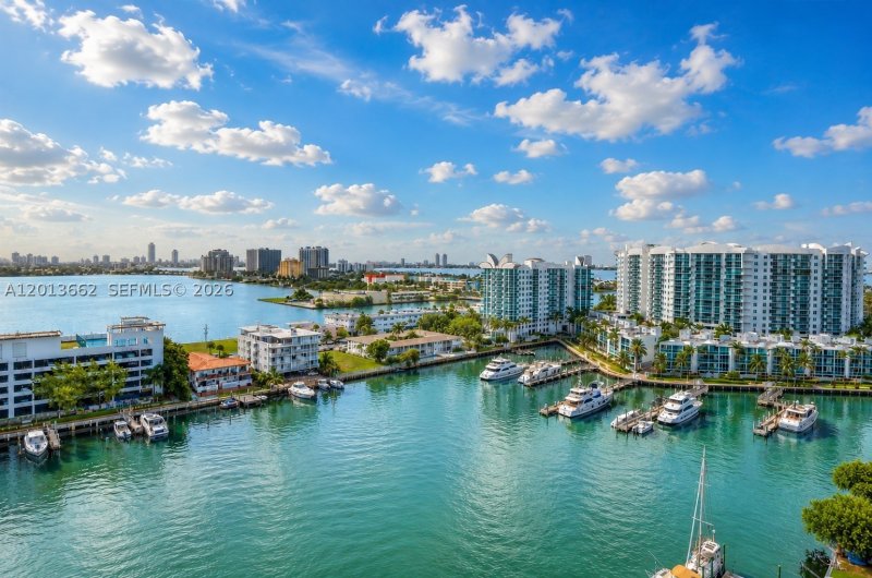Comprar apartamento en Blue Bay Tower 1501
