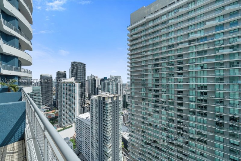 Condo for sale at Infinity on Brickell 4008