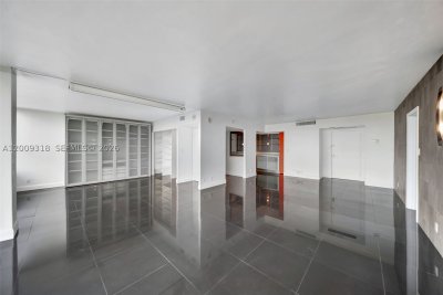 Comprar apartamento en Palm Bay Yacht Club 808