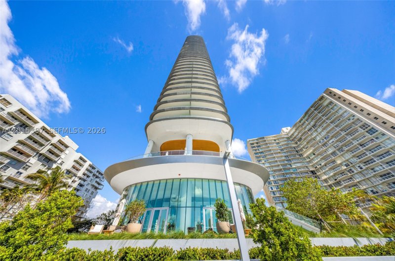 Alquiler de apartamento en Una Residences at Brickell 1203