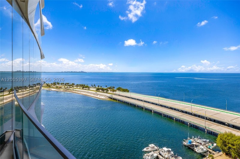 Alquiler de apartamento en Una Residences at Brickell 1203