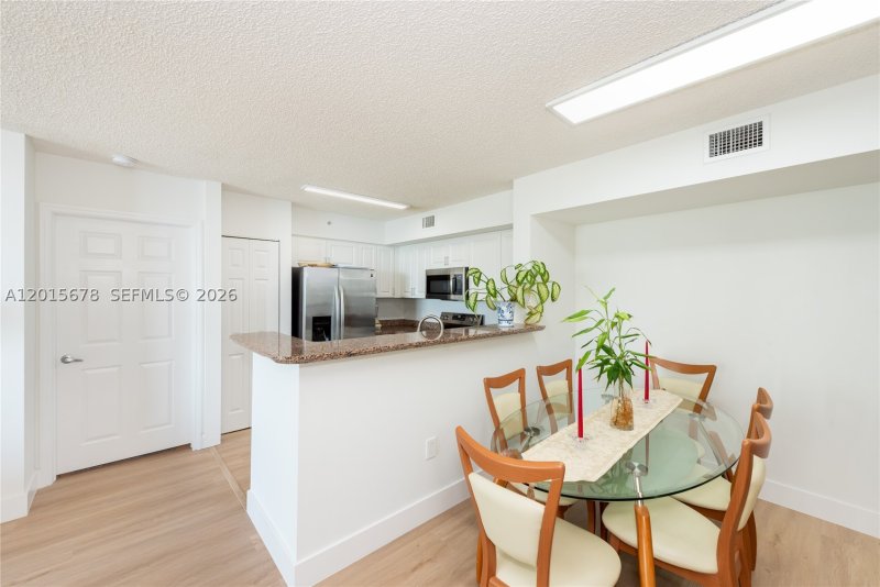 Aluguel de apartamento no Mark on Brickell 609