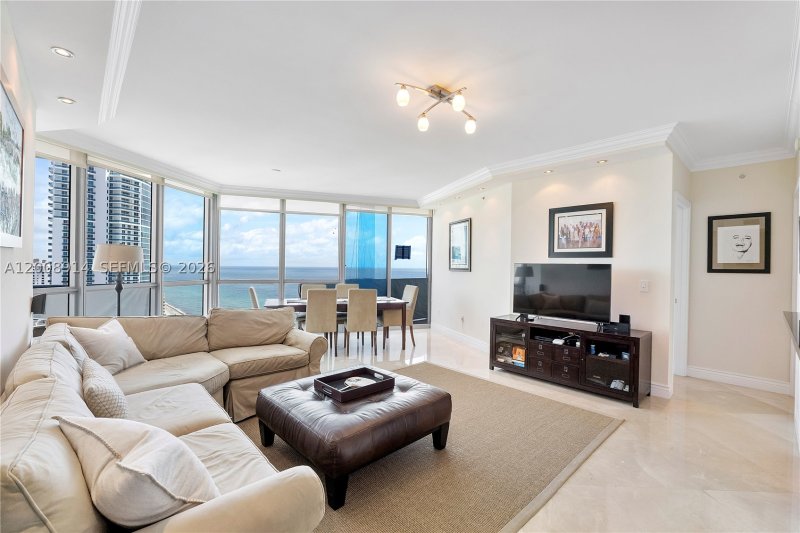 Condo for sale at Ocean Palms 2705