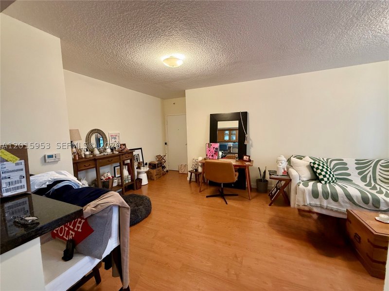 Condo for sale at 23 Biscayne Bay 707