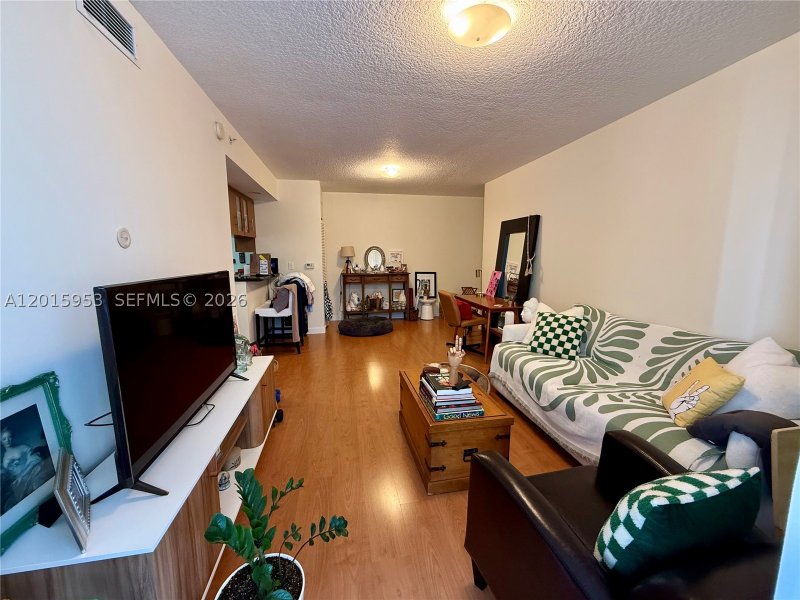 Condo for sale at 23 Biscayne Bay 707
