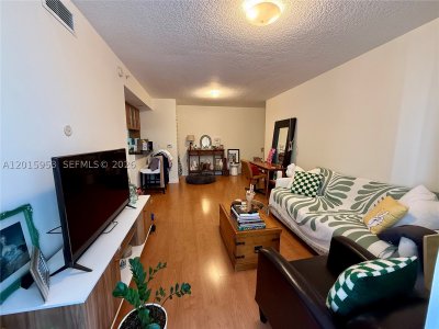 Comprar apartamento no 23 Biscayne Bay 707