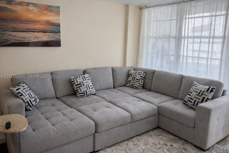 Apartment for rent at Sea Air Towers 1015
