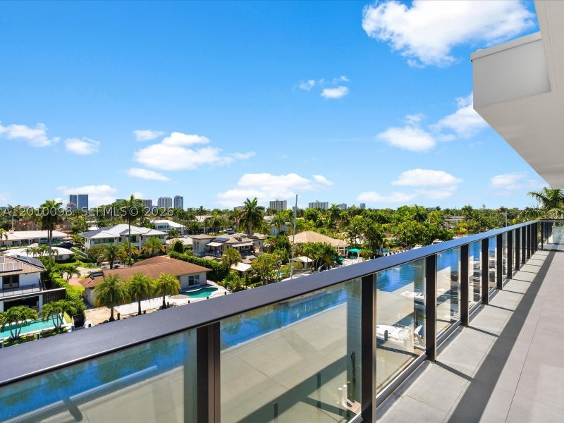 Comprar apartamento en 160 Marina Bay PH2
