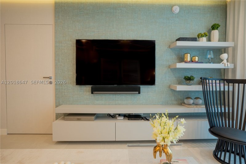 Apartment for rent at Parque Towers at St. Tropez 5-1603