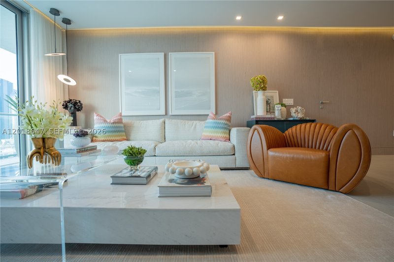 Apartment for rent at Parque Towers at St. Tropez 5-1603