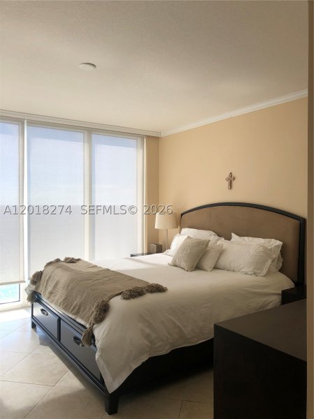 Alquiler de apartamento en La Perla 2003