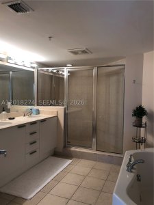 Alquiler de apartamento en La Perla 2003