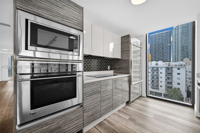 Comprar apartamento no Icon Bay 601