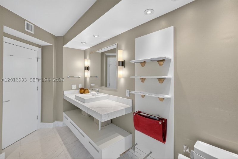 Condo for sale at 1500 Ocean Drive 507