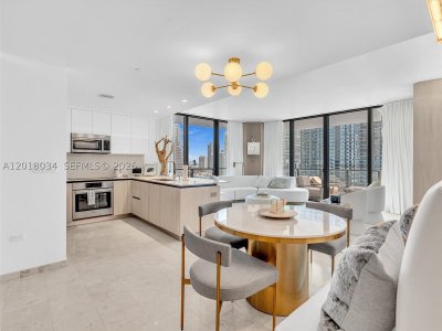 Comprar apartamento en Brickell City Centre Rise 2011 (corner
