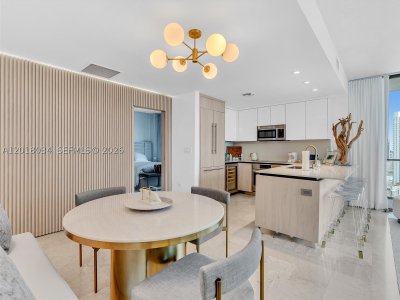 Comprar apartamento en Brickell City Centre Rise 2011 (corner