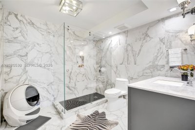 Comprar apartamento no Winston Towers 2112