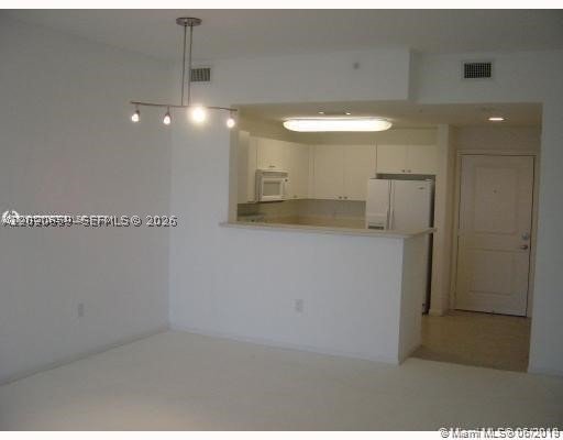 Apartment for rent at Ten Aragon 1018