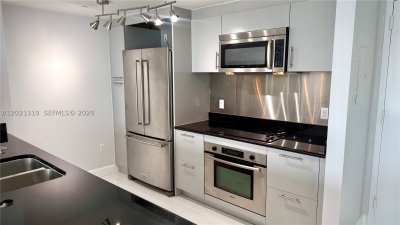Comprar apartamento no 50 Biscayne 2501