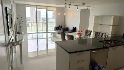 Comprar apartamento no 50 Biscayne 2501