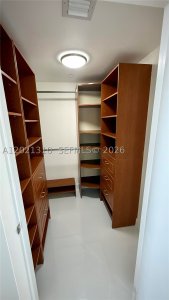 Comprar apartamento no 50 Biscayne 2501