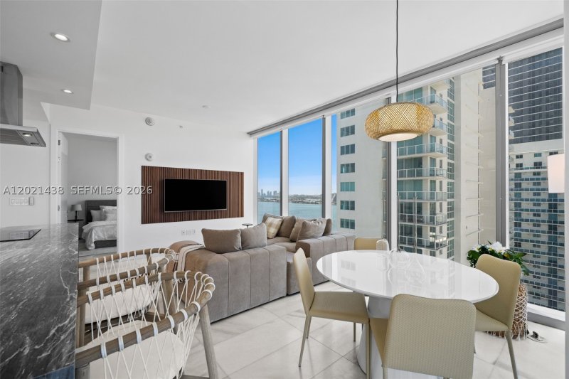 Comprar apartamento no Missoni Baia 2105