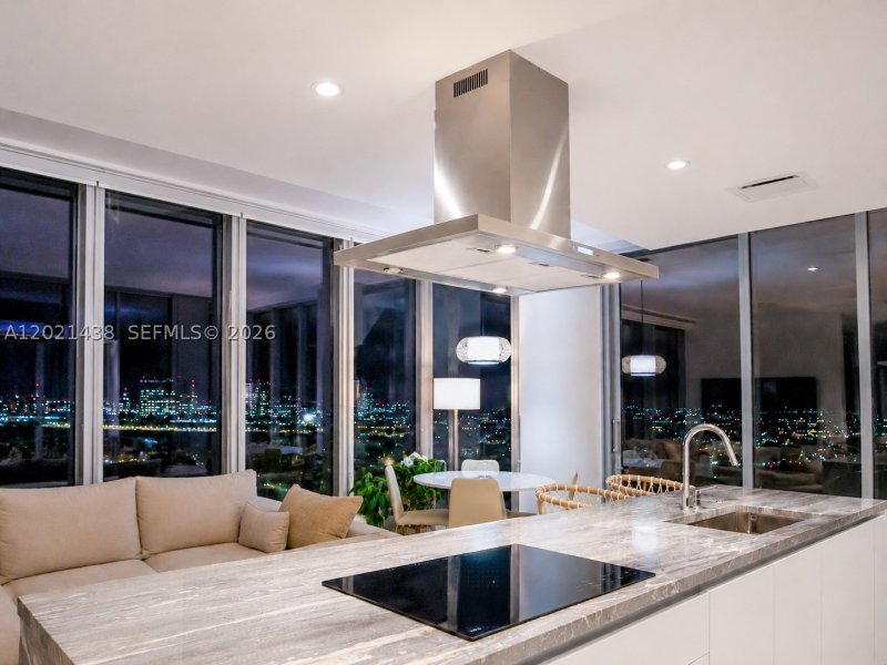 Comprar apartamento no Missoni Baia 2105