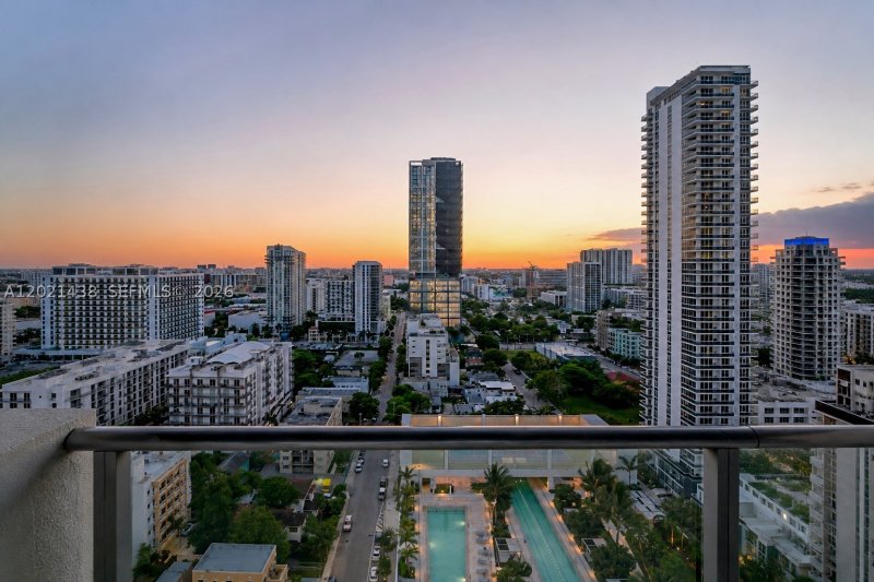 Comprar apartamento no Missoni Baia 2105